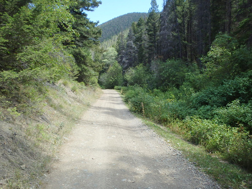 GDMBR: There were many informal campsites along Marsh Creek.